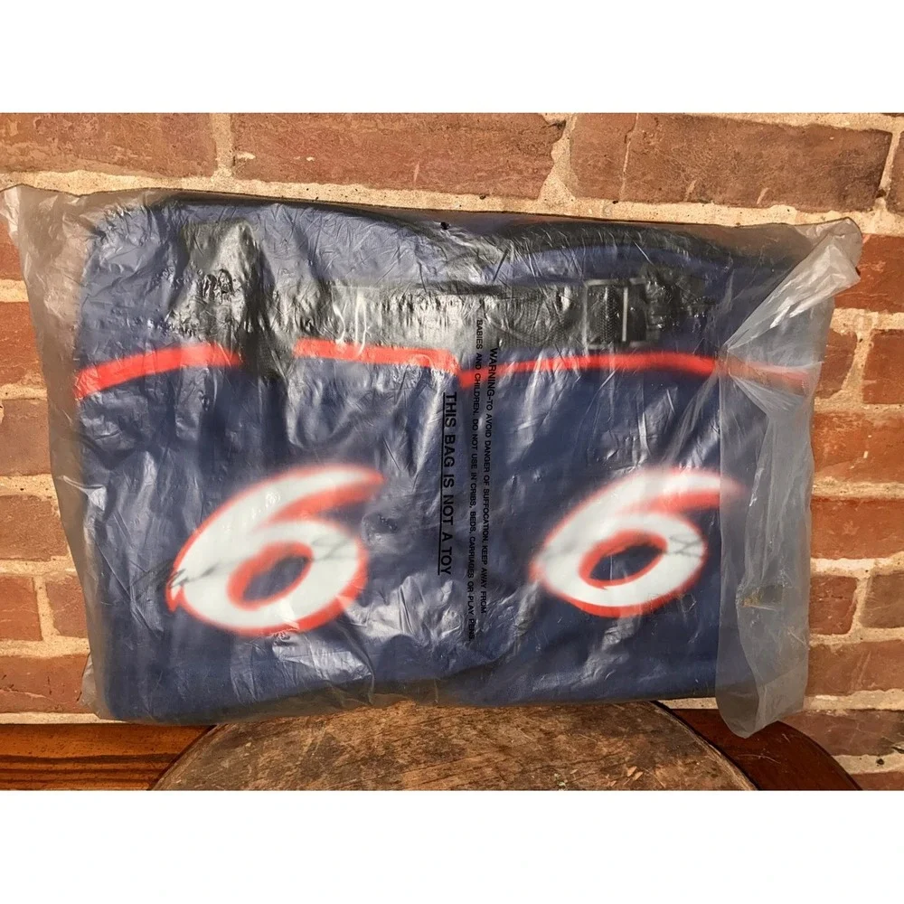 NASCAR‎ 2000 Mark Martin Vintage #6 Valvoline Duffle Bag Travel Gym NWT